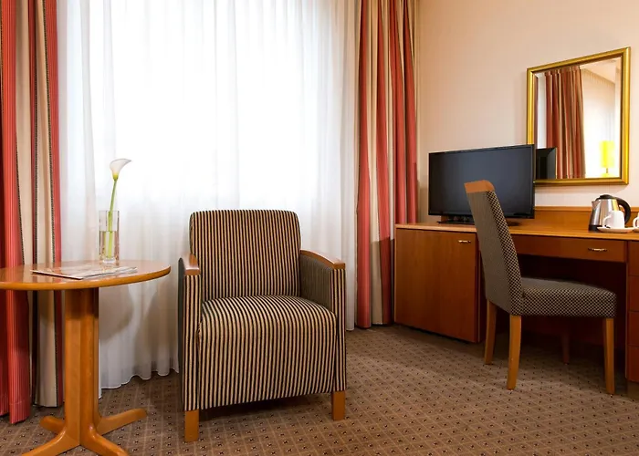 Leonardo Center Hotel