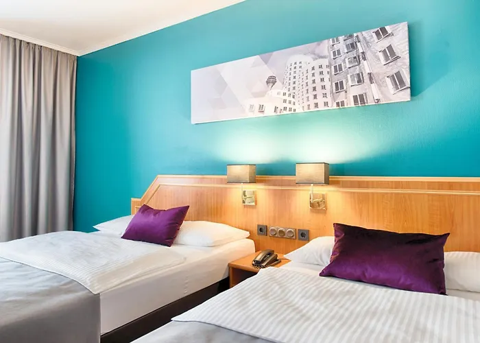 Leonardo Center Hotel 4*