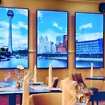 Hotel Leonardo Center