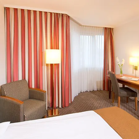 Leonardo Center Hotel 4*