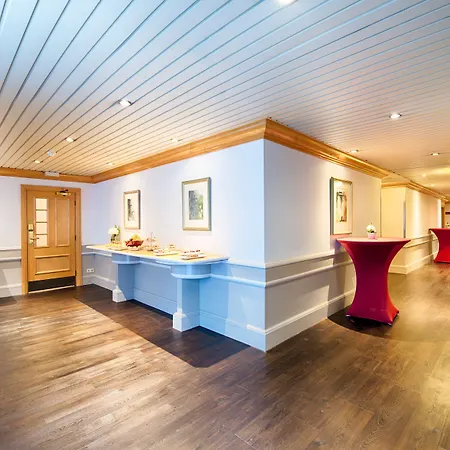 Leonardo Center Ξενοδοχείο