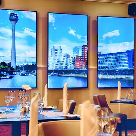 Ξενοδοχείο Leonardo Center