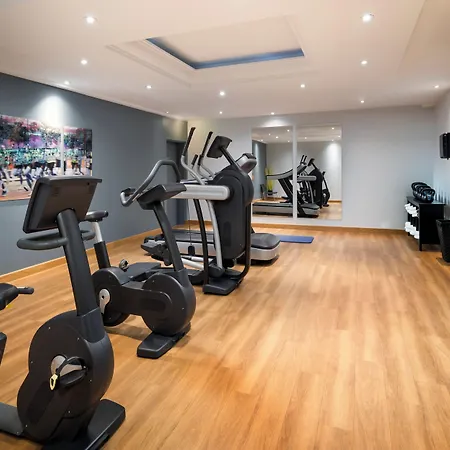 Leonardo Center Ξενοδοχείο