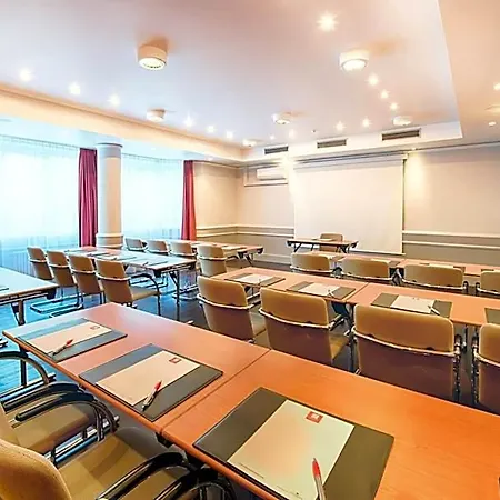 Leonardo Center Hotel 4*