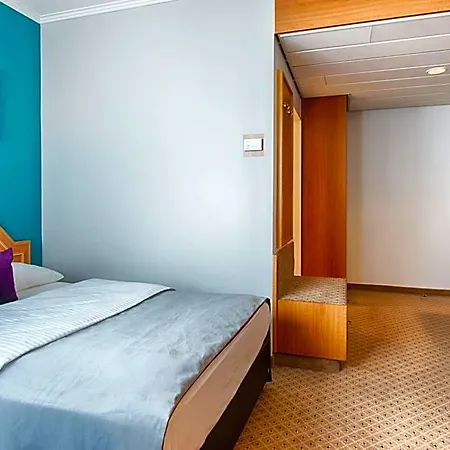 Leonardo Center Hotel