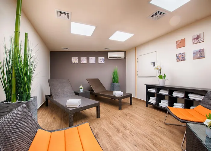 Hotel Leonardo Center