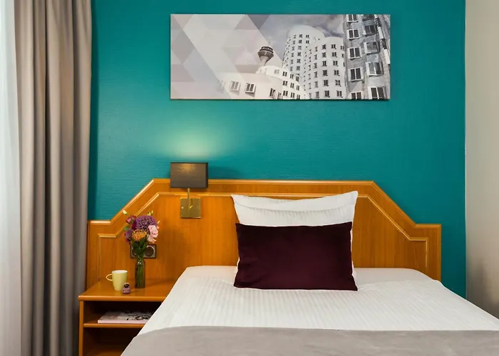 Leonardo Center Hotel 4*