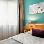 Leonardo Center Hotel