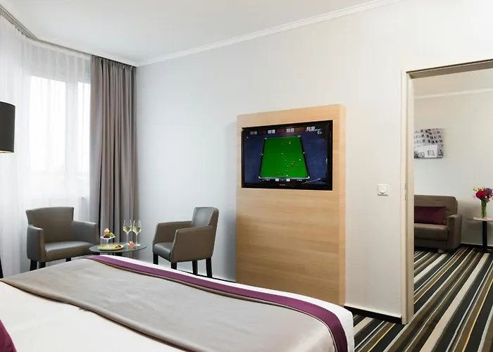 Leonardo Center 4*